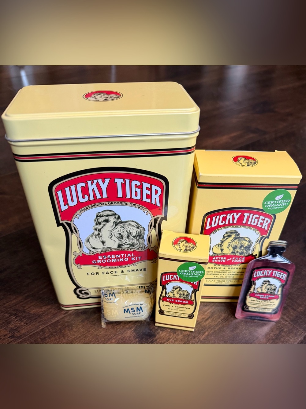 Lucky Tiger Essential Grooming & Shave Kit Certified Organic NEW!